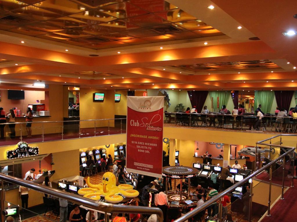 Aloha Sol Hotel And Casino سانتياغو دي لوس كاباليروس المظهر الخارجي الصورة